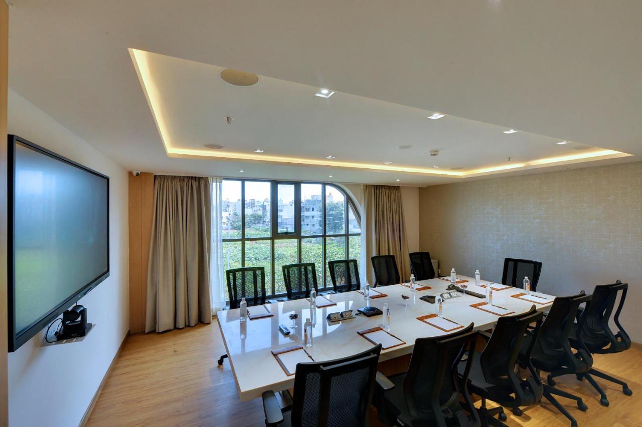 Clarion Hotel Bangalore Yesvantpur Εξωτερικό φωτογραφία